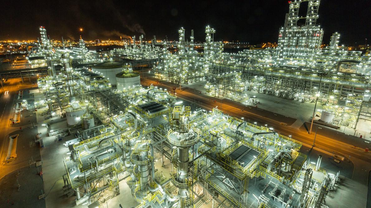 Refinery View